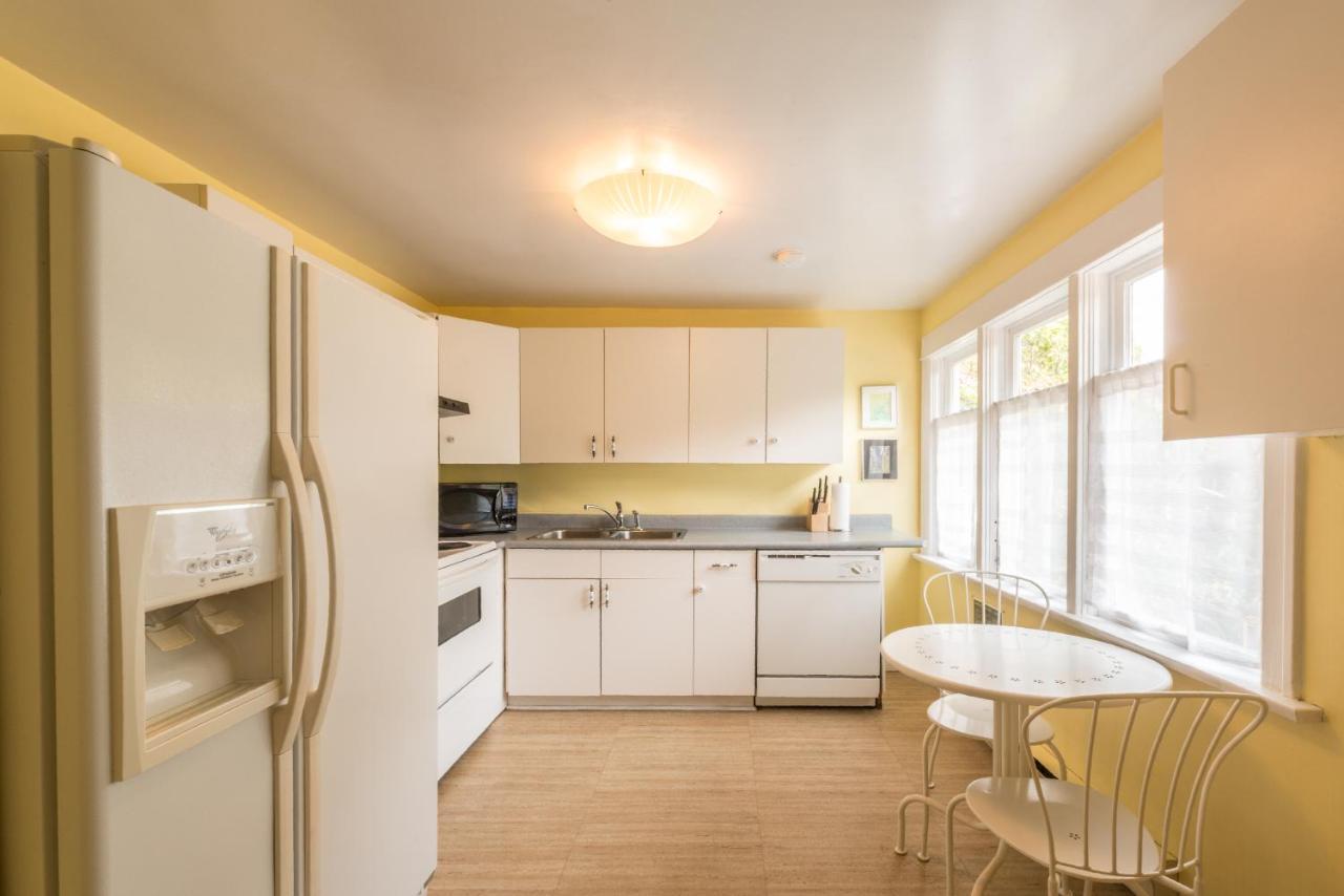 Ocean Island Garden Suites 빅토리아 외부 사진